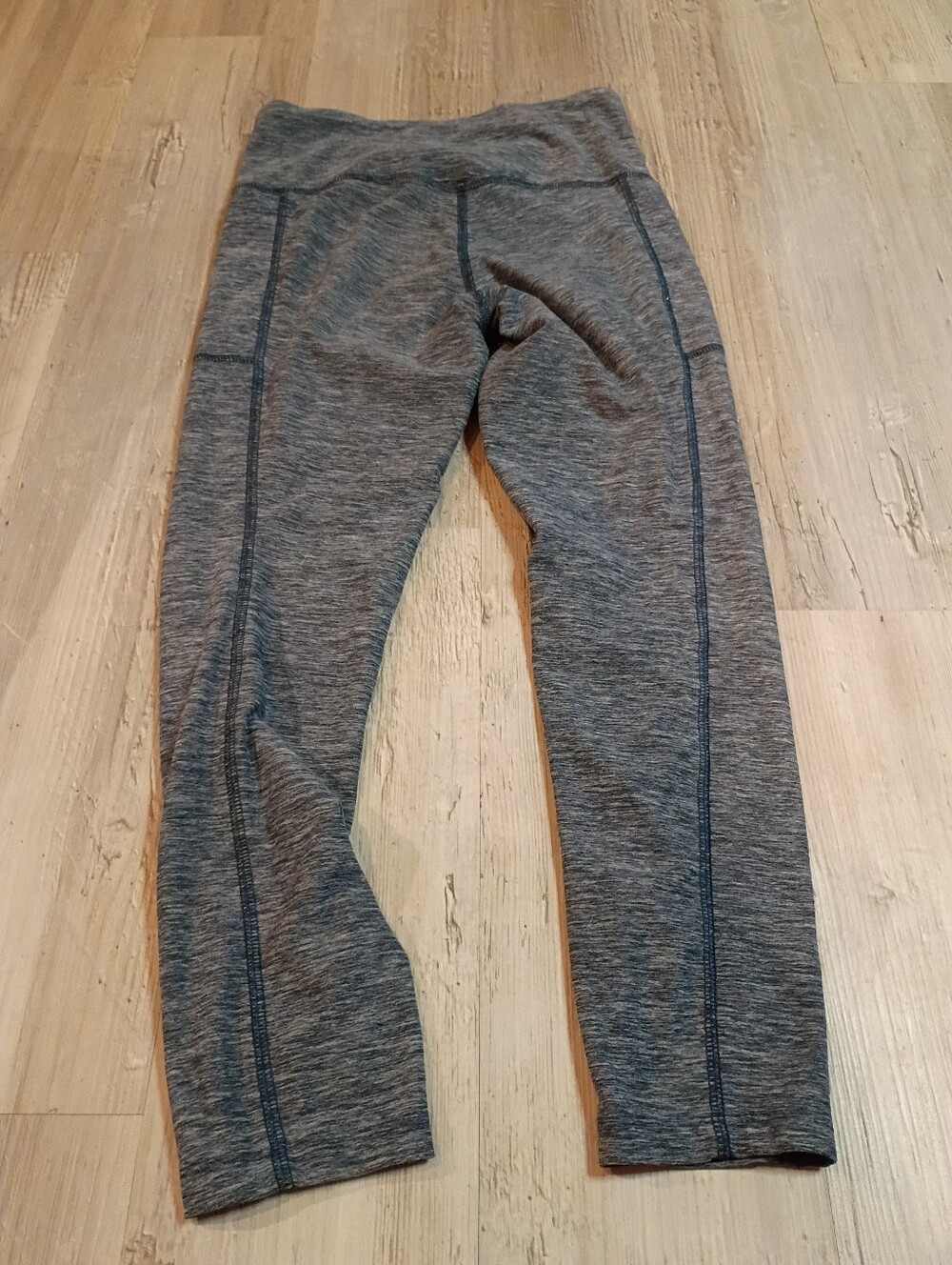 New Balance - Picture 3 of 5